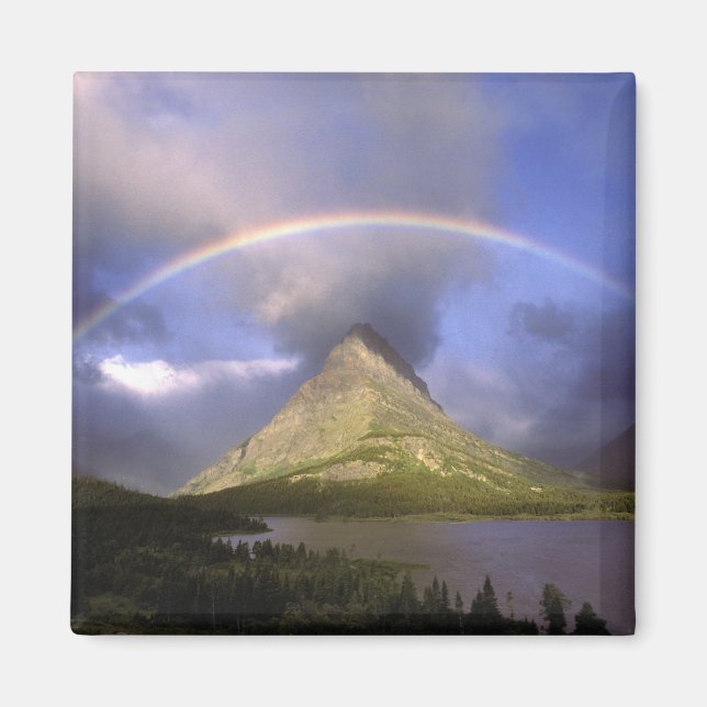 Fullständig regnbåge och stormigt himmel över Grin Magnet (Framsidan)