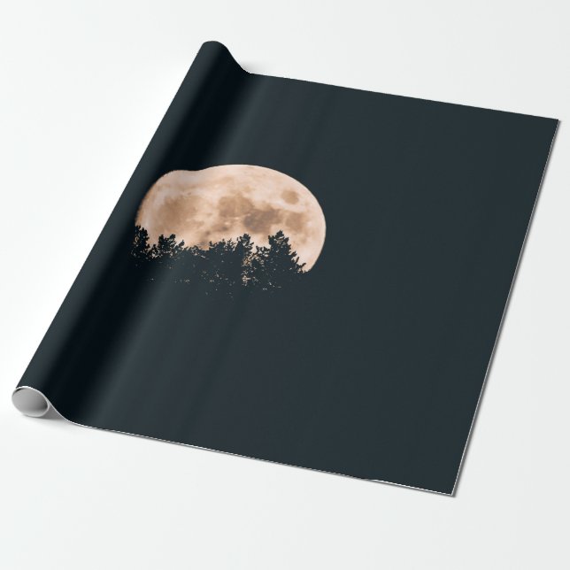 FULLSTÄNDIGT MOON BAKOM EN TRÄD SILHOUETTES PRESENTPAPPER (Utrullad)