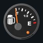 FULLT BEER-TANK MAGNET<br><div class="desc">Har du klarat av din TANK? Du kan köpa den här designen till bäran som en skjorta,  knapp eller hatt. Du kan köpa det som magnet för kylen eller ett klistermärke som sätter på din bil eller den berusade killen vid party.</div>