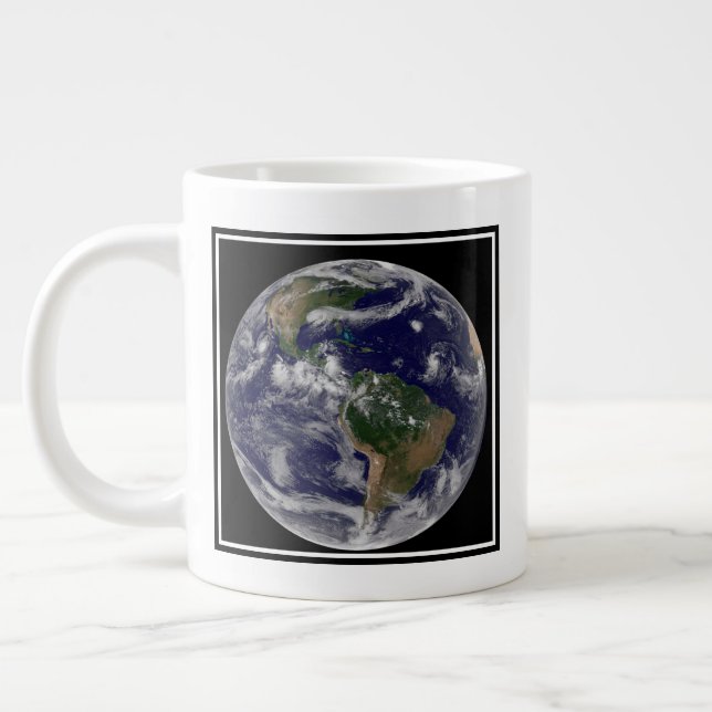 Fullt Earth med olika tropiska stormsystem. Jumbo Mugg (Vänster)