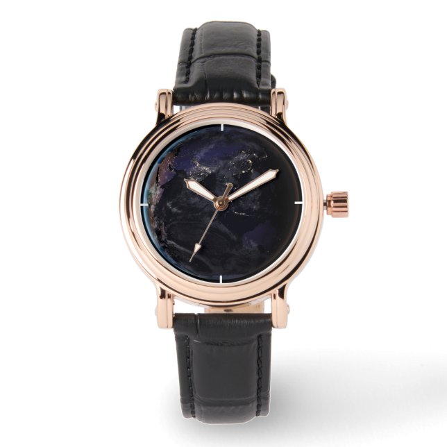 Fullt Earth som visar Asiens Ljus i Nattens stad. Armbandsur (Framsida)