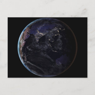Fullt Earth som visar Asiens Ljus i Nattens stad. Vykort
