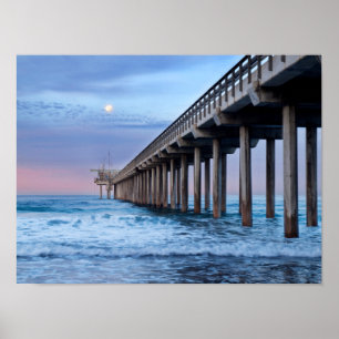 Fullt måne over pier, Kalifornien Poster