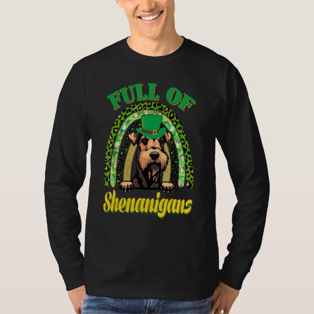 Fullt Shenanigans Airedale Terrier Hund St Patric T Shirt (Framsida)