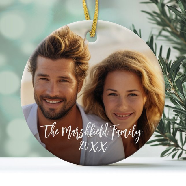 Fullt Täcka foto - Anpassningsbar skripttext Julgransprydnad Keramik (Personalized Photo Ornament)