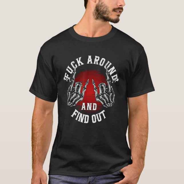 Fumla runt och ta reda på t shirt (Framsida)