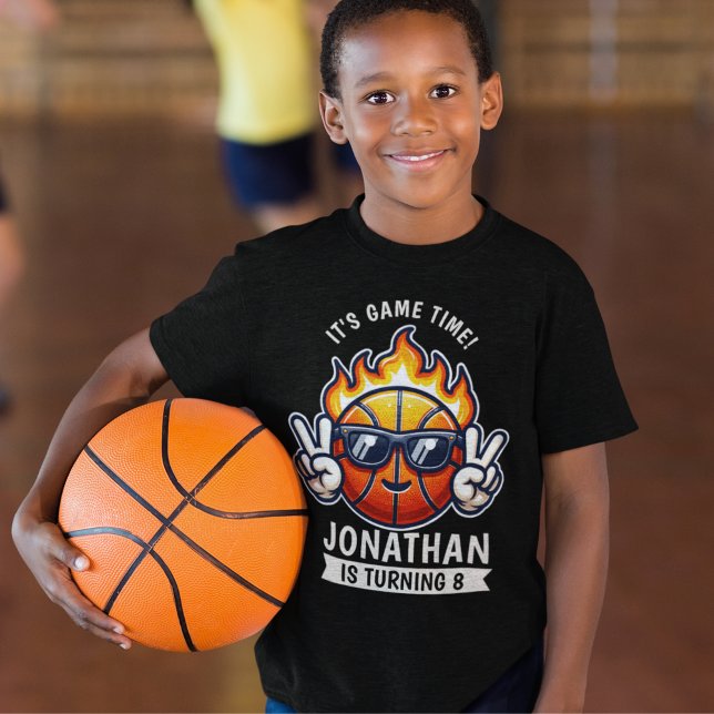 Fun Birthday Boy with Basketball Theme T Shirt (Skapare uppladdad)