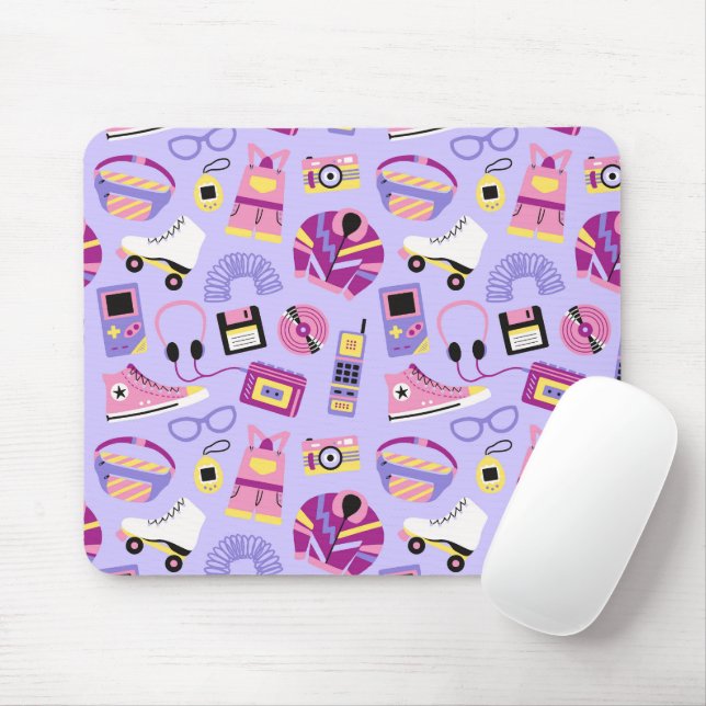 Fun retro 90s nostalgia – Y2K tech and clothing Musmatta (Med mus)