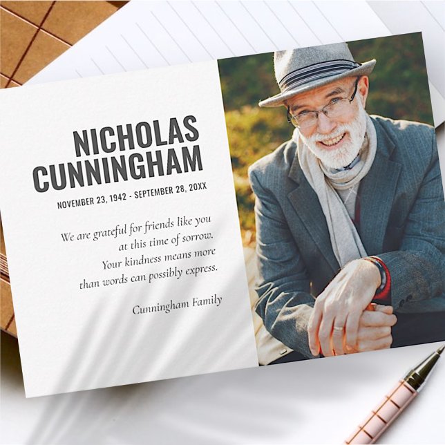 Funeral Memorial för alltid i vårt foto Tack Kort (Skapare uppladdad)