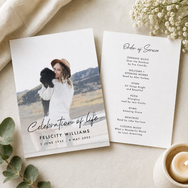 Funeral Order of Service | Firande i Life Program (Personalized funeral program with photo front and order of service for memorial guests.)