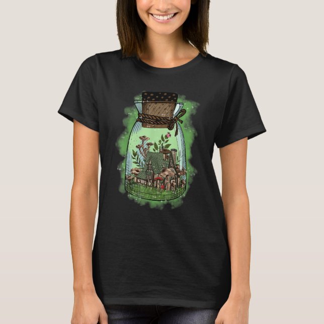 Fungus Magic Psilocybin Mushrooms In Glass Vase T Shirt (Framsida)