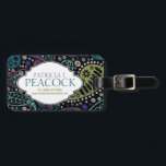 Funky Boho Hippie Peacock Paisley Personlig Bagagebricka<br><div class="desc">Lägg till förnamn och efternamn och kontaktuppgifter för att skapa din märkre i personligen! Bakgrunden från Retro stil paisley mönster, med ett modernt funky med djärvt och dynamiskt accent färg inspirerat av en palett av rik lila, blues och gröntar! Den här personligens bagagetapp har också en finare och en feminin...</div>