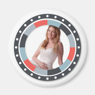 Funky Circle ram 2 - Grått och rött på vitt Magnet