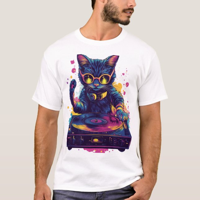 Funky DJ Cat – Retro Disco Kitty Party T Shirt (Framsida)
