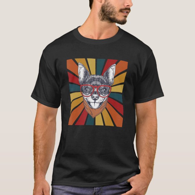 Funky Retro Chihuahua med solglasögon, färgade ski T Shirt (Framsida)
