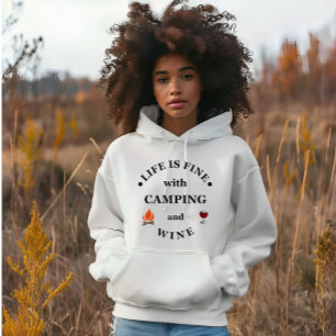 Funnt camping och vin ord t shirt
