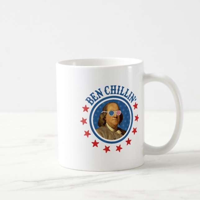 Funny 4:e juli _ Ben Chillin _ Ben Franklin Usa Kaffemugg (Höger)