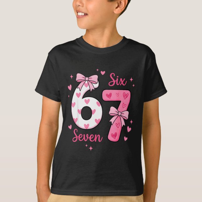 Funny 67 Cute Six Seven Meme Nk Hearts Bow Valenti T Shirt (Framsida)