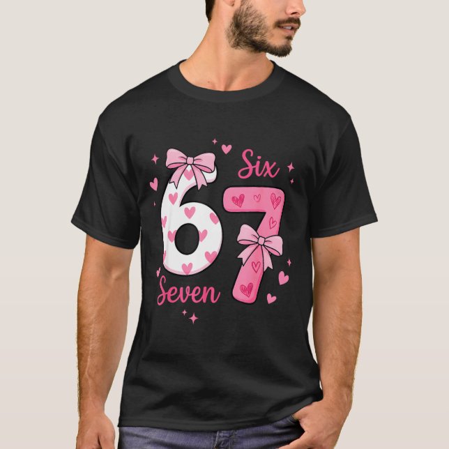 Funny 67 Cute Six Seven Meme Nk Hearts Bow Valenti T Shirt (Framsida)
