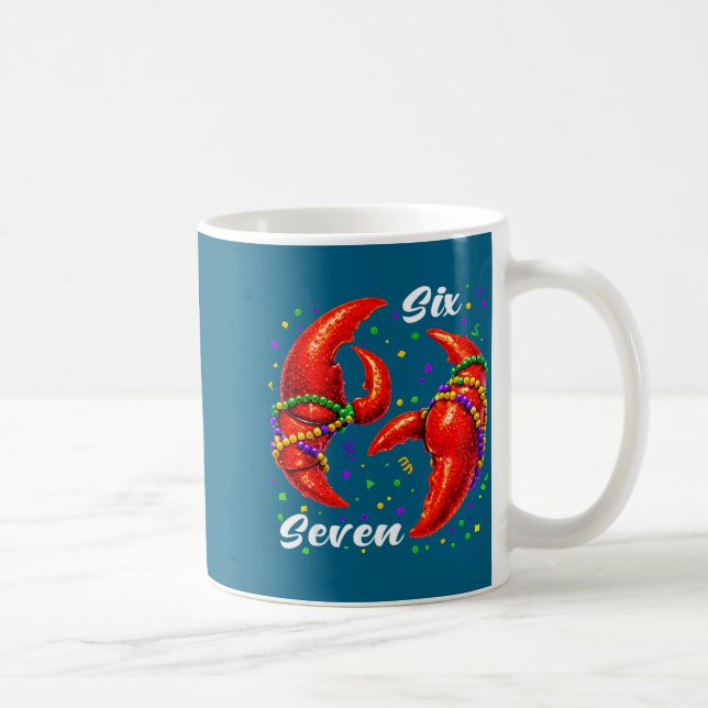 Funny 67 Mardi Gras Crawfish Meme 6 7 Beads Six Se Kaffemugg (Höger)