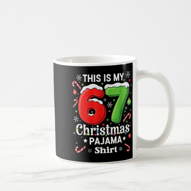 Funny 67 Six Seven Meme Christmas Pajama Shirt Kid Kaffemugg (Höger)