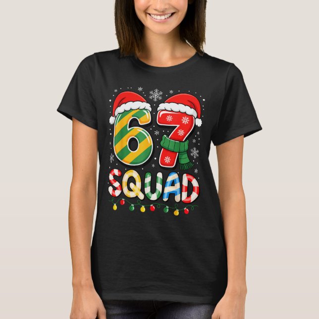 Funny 67 Squad Candy Cane Santa Hat Christmas Men  T Shirt (Framsida)