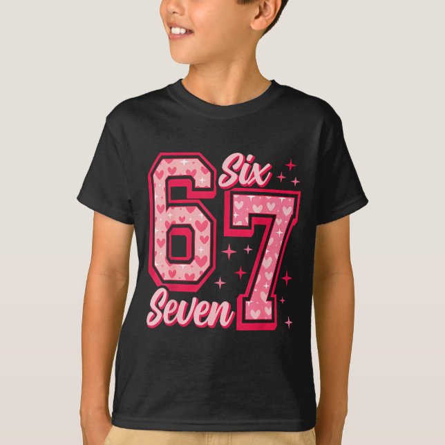 Funny 6 7 Six Seven Meme Saying Valentine Couple M T Shirt (Framsida)