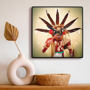 Funny Ansikte Wood Kachina Doll upplever varje ögo Fyrkantig Klocka
