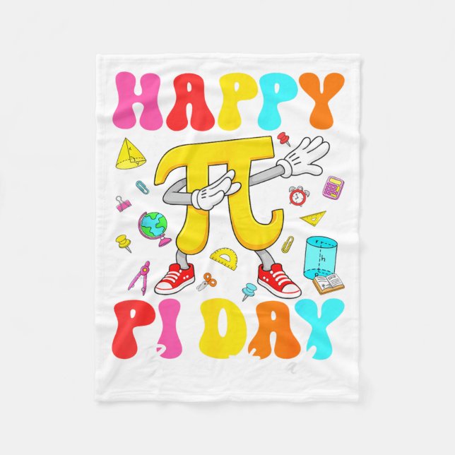 Funny Apparently I Am Still Not Old Enough To Know Fleecefilt (Framsidan)