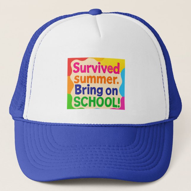 Funny Back to School Hat – "Survived Summer, Bring Keps (Framsida)