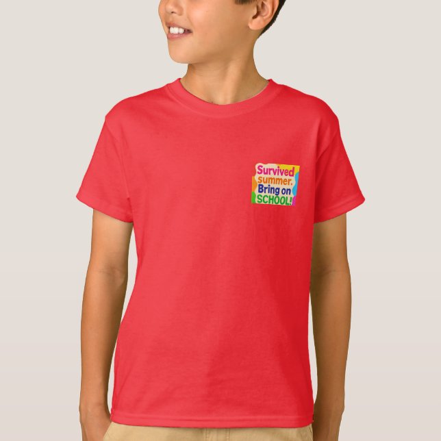 Funny Back to School Kids T-Shirt – "Survived Summ (Framsida)