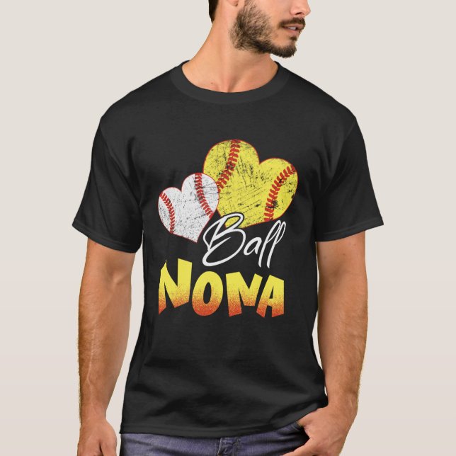 Funny Ball Nona Softball Baseball Gifts T Shirt (Framsida)