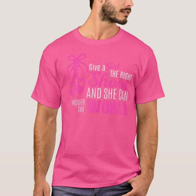 Funny Ballet Pointe Shoe Rosa Quote for Dancer T Shirt (Framsida)