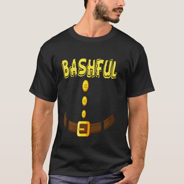 Funny Bashful Halloween Dwarf Costume Family Group T Shirt (Framsida)