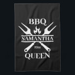 Funny BBQ Personlig Barbecue Queen Apron Cuttin Kökshandduk<br><div class="desc">Funny BBQ Grill Master Personlig Barbecue Best</div>