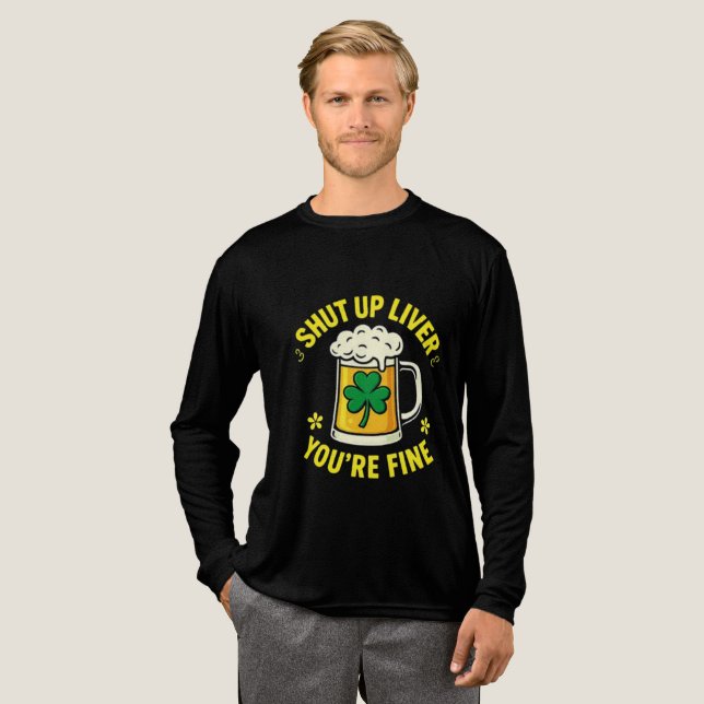 "Funny Beer & Shamrock Drinking T Shirt (Hel framsida)