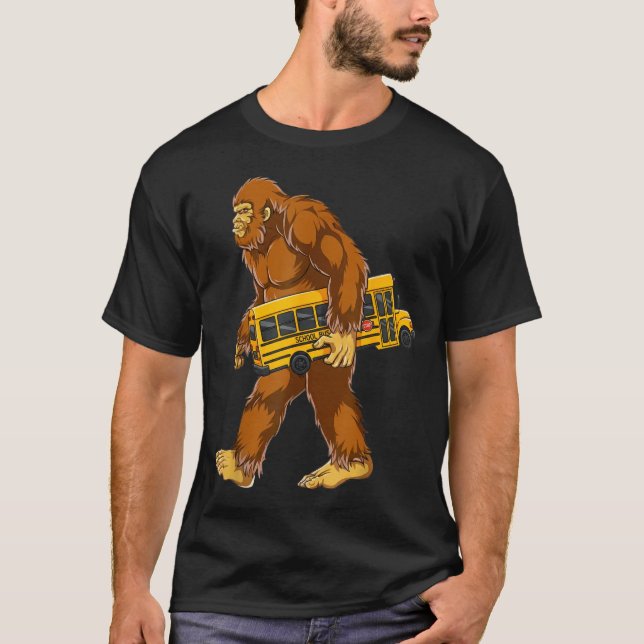 Funny Bigfoot Bus Driver Sasquatch School Bus Love T Shirt (Framsida)