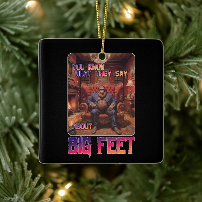 Funny Bigfoot Feet Meme Julgransprydnad Keramik (Träd)