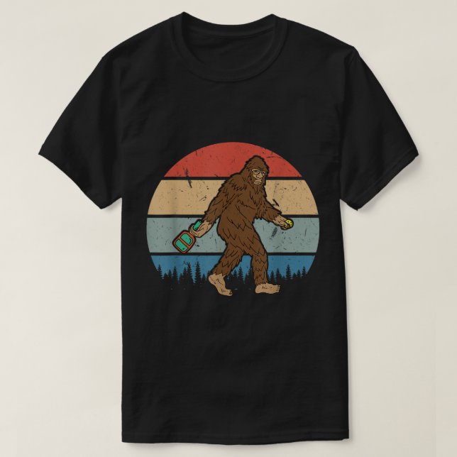 Funny Bigfoot Pickleball Design T Shirt (Design framsida)