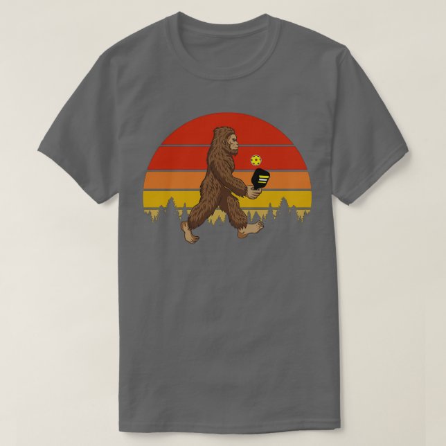 Funny Bigfoot PickleballTShirt T Shirt (Design framsida)