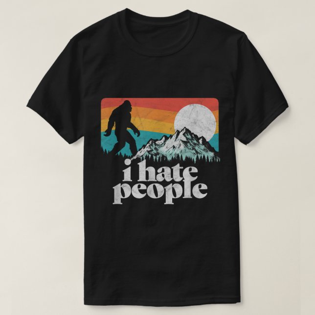 Funny Bigfoot Retro Mountain Design T Shirt (Design framsida)