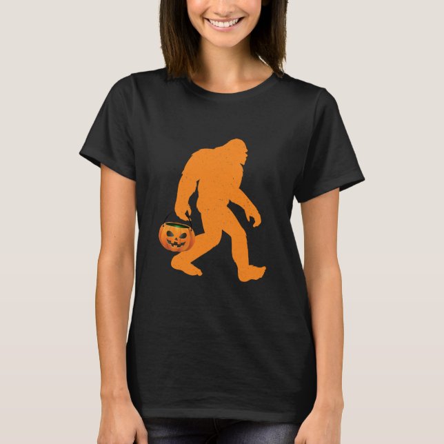Funny Bigfoot Sasquatch Halloween T Shirt (Framsida)