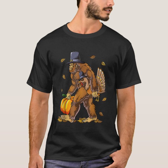 Funny Bigfoot Sasquatch Pilgrim Pumpkin Turkiet Th T Shirt (Framsida)
