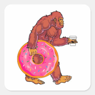 Funny Bigfoot Walking med Large Donut och kaffe Fyrkantigt Klistermärke