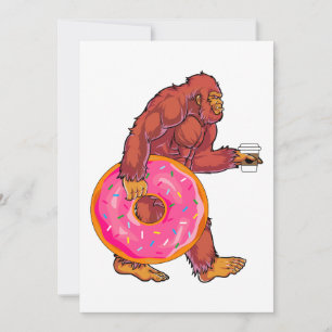 Funny Bigfoot Walking med Large Donut och kaffe Julkort