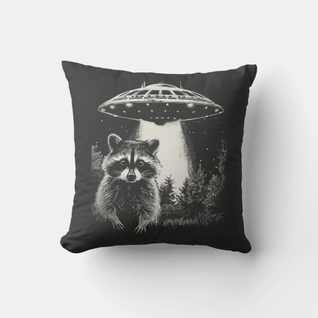 Funny Black and White Space Raccoon UFO Kudde (Framsida)