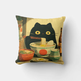 Funny Black Cat Eating Ramen Kudde