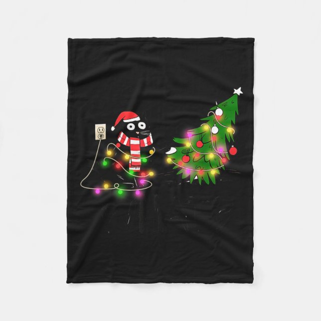 Funny Black Cat Gift Pushing Christmas Tree Over C Fleecefilt (Framsidan)