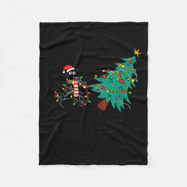 Funny Black Cat Gift Pushing Christmas Tree Over C Fleecefilt (Framsidan)