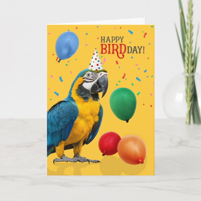 Funny Blue and Gold Macaw Parrot Birthday Kort (Framsida)